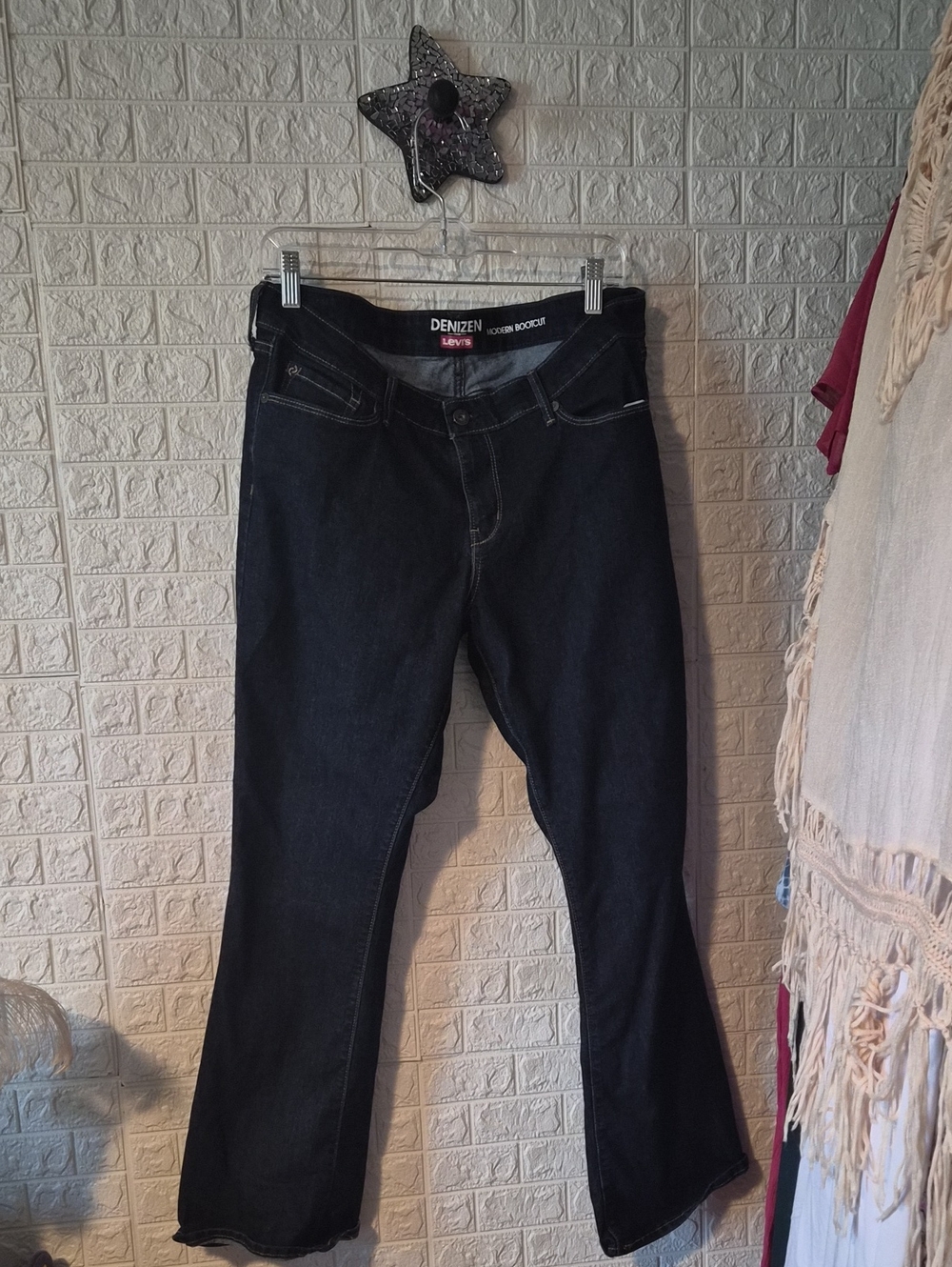 Levi's Women's dark wash Boot Cut Jeans denizen